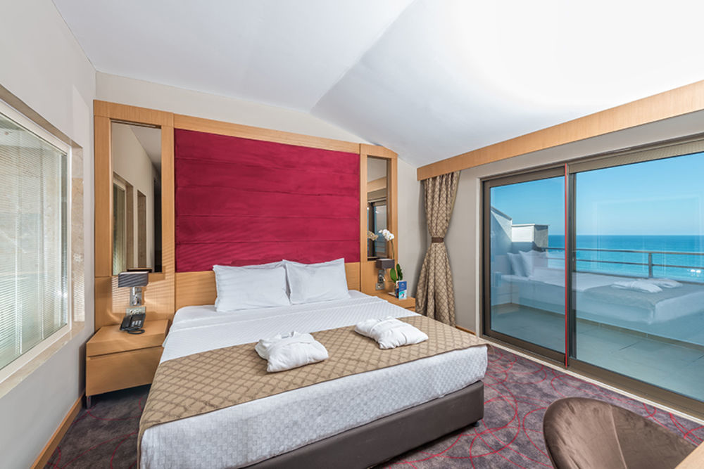 Ramada Resort By Wyndham Unye Eksteriør billede