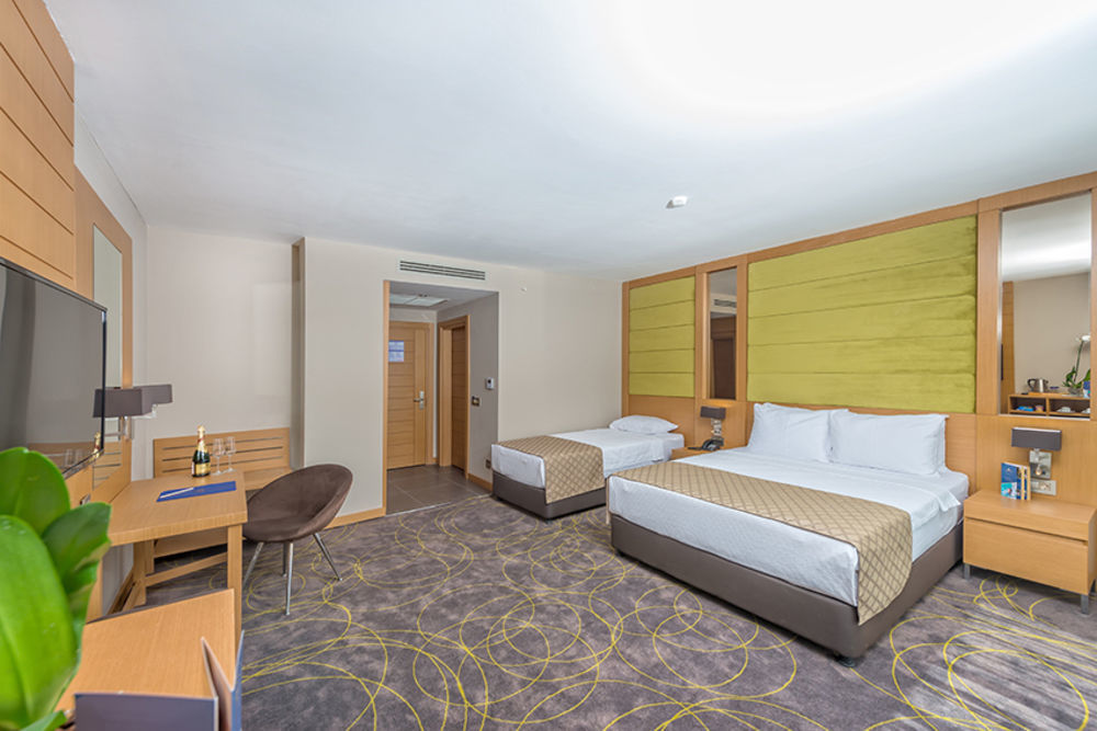 Ramada Resort By Wyndham Unye Eksteriør billede