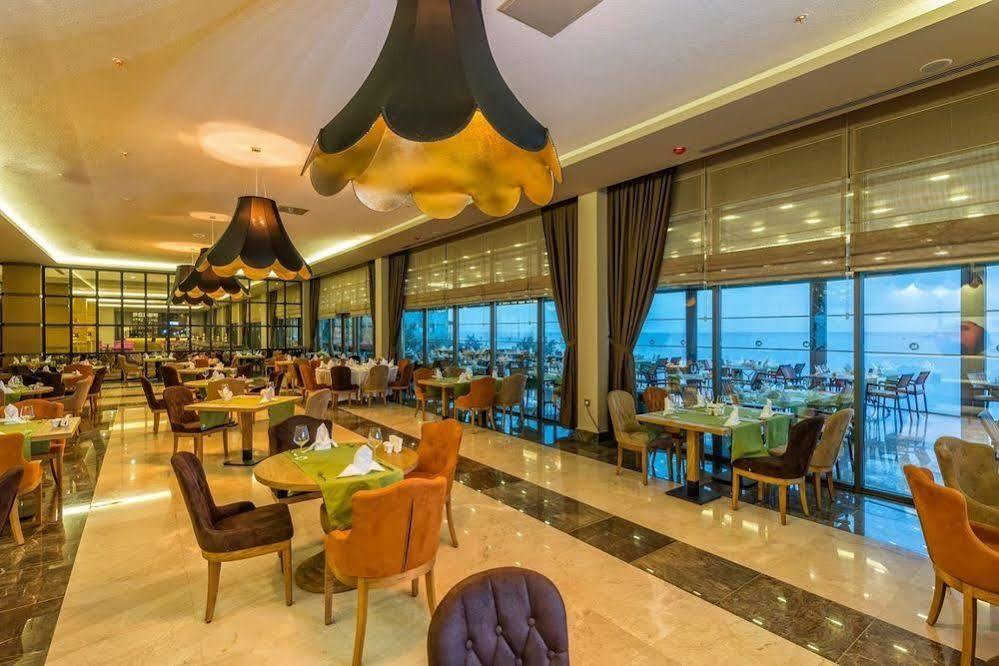 Ramada Resort By Wyndham Unye Eksteriør billede